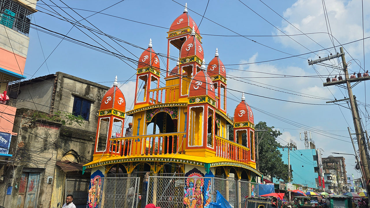 ধামরাইয়ের ঐতিহ্যবাহী রথযাত্রা আগামীকাল