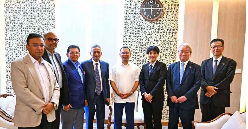 প্রধানমন্ত্রীর সঙ্গে জাপানি প্রতিনিধি দলের সাক্ষাৎ