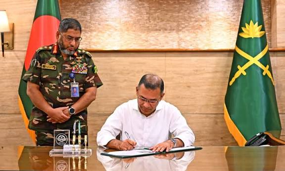 সেনাবাহিনী আধুনিকীকরণে প্রধানমন্ত্রী মেধা, সততা ও শৃঙ্খলার উপর গুরুত্ব আরোপ করেন