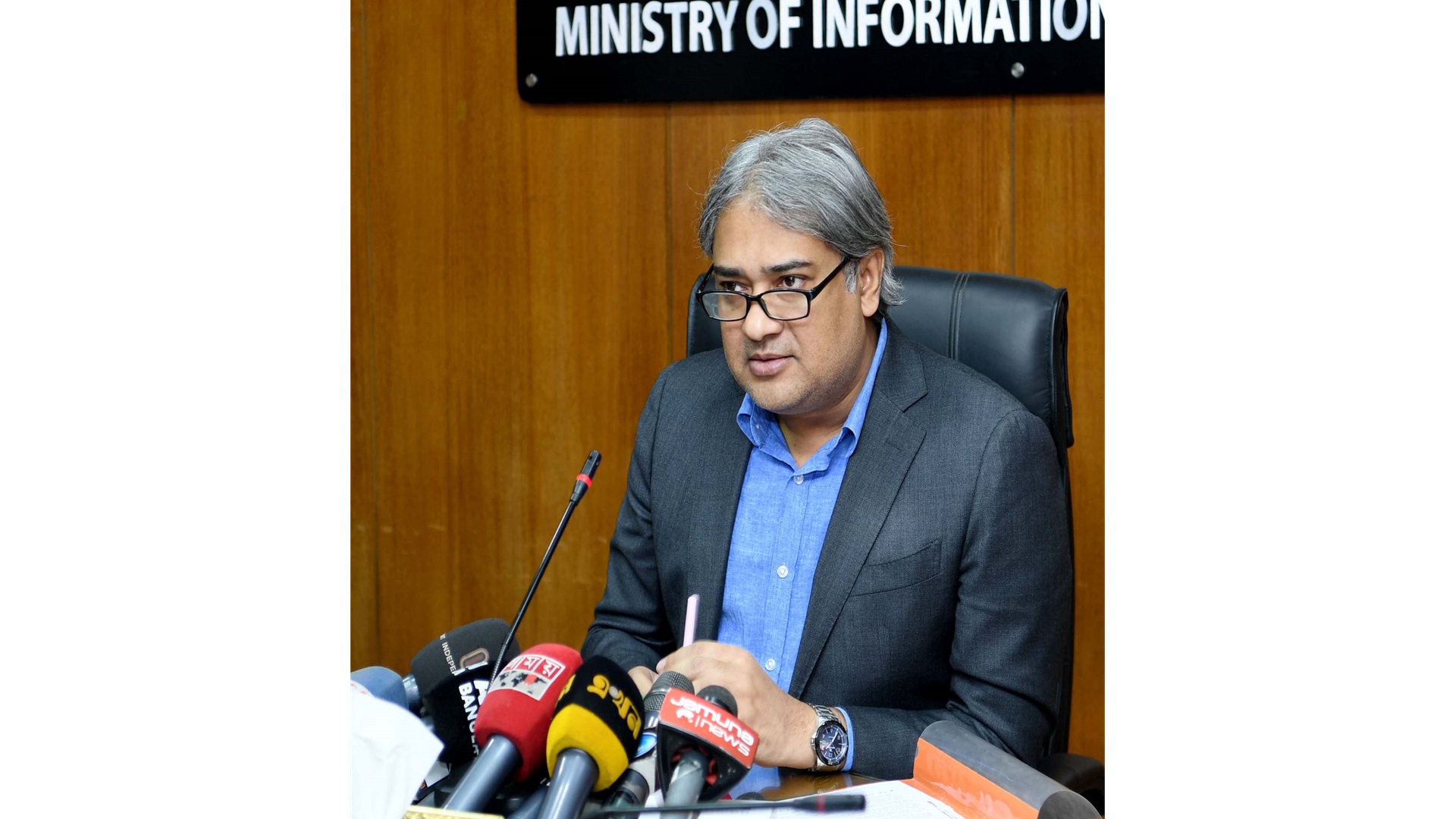 সামাজিক যোগাযোগ মাধ্যমকে জবাবদিহিতার আওতায় আনার প্রতিশ্রুতি প্রতিমন্ত্রীর