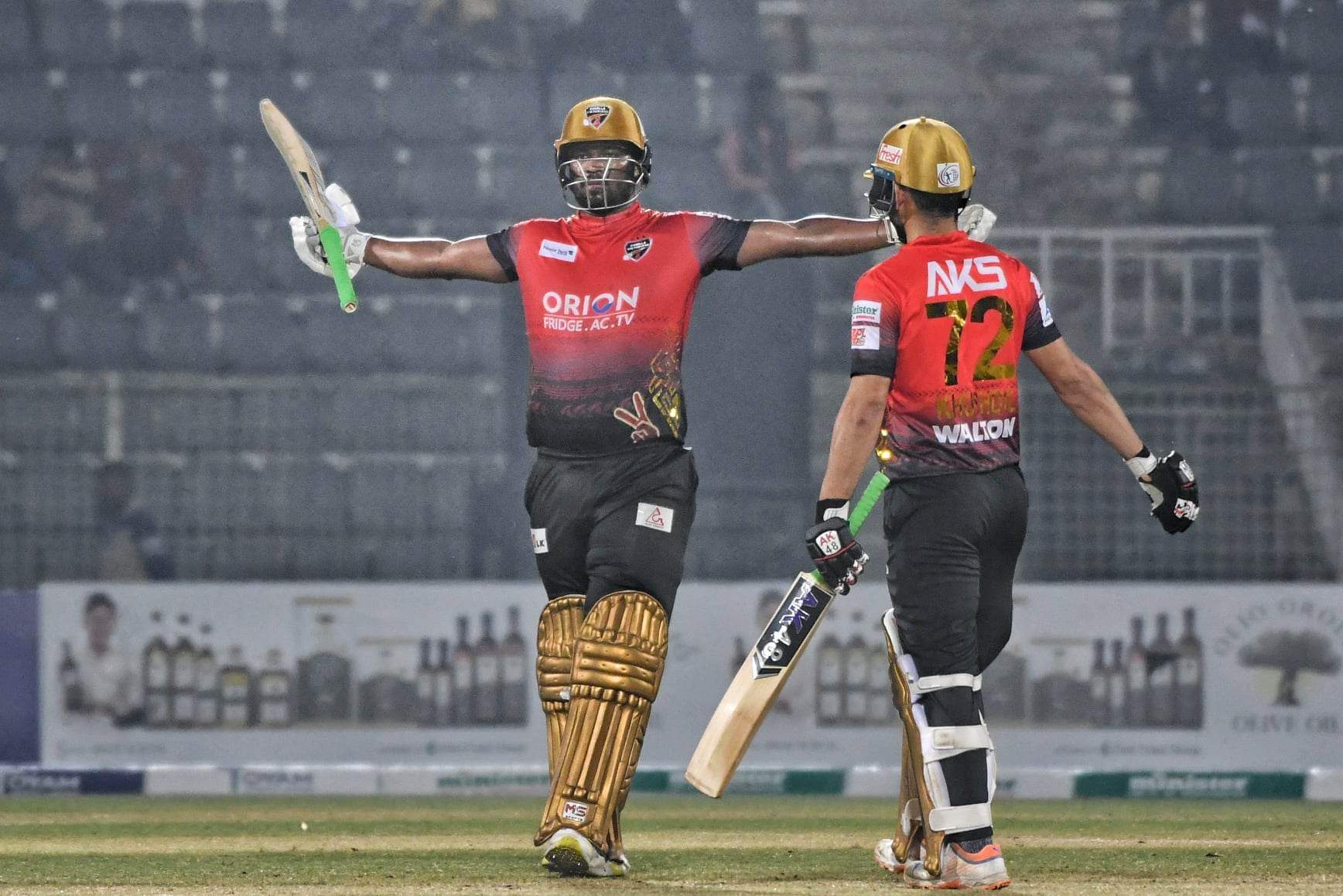 শ্বাসরুদ্ধকর লড়াইয়ে জয় পেল কুমিল্লা ভিক্টোরিয়ান্স