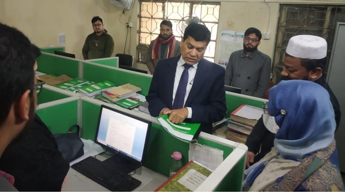 ঢাকা সেনানিবাসের বিভিন্ন হিসাবরক্ষণ কার্যালয় পরিদর্শন করলেন সিএজি