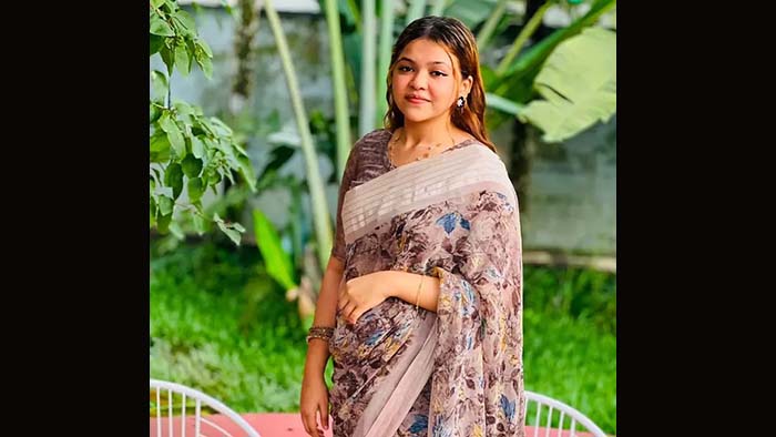 সিলেটে ভয়াবহ বাস দুর্ঘটনায় প্রাণ হারালেন বাউলশিল্পী পেহেলী ভৈরবী