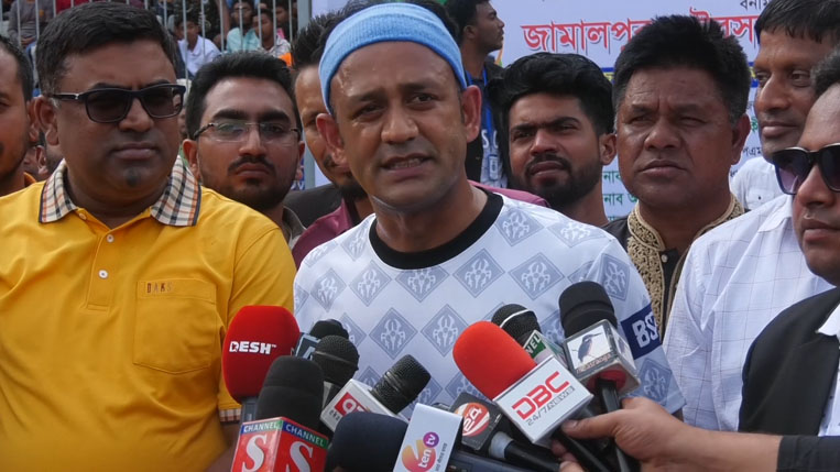 ফুটবলের উন্নয়নে নব্বইয়ের দশকের সেই গৌরব ফিরিয়ে আনতে চাই: ব্যারিস্টার সুমন